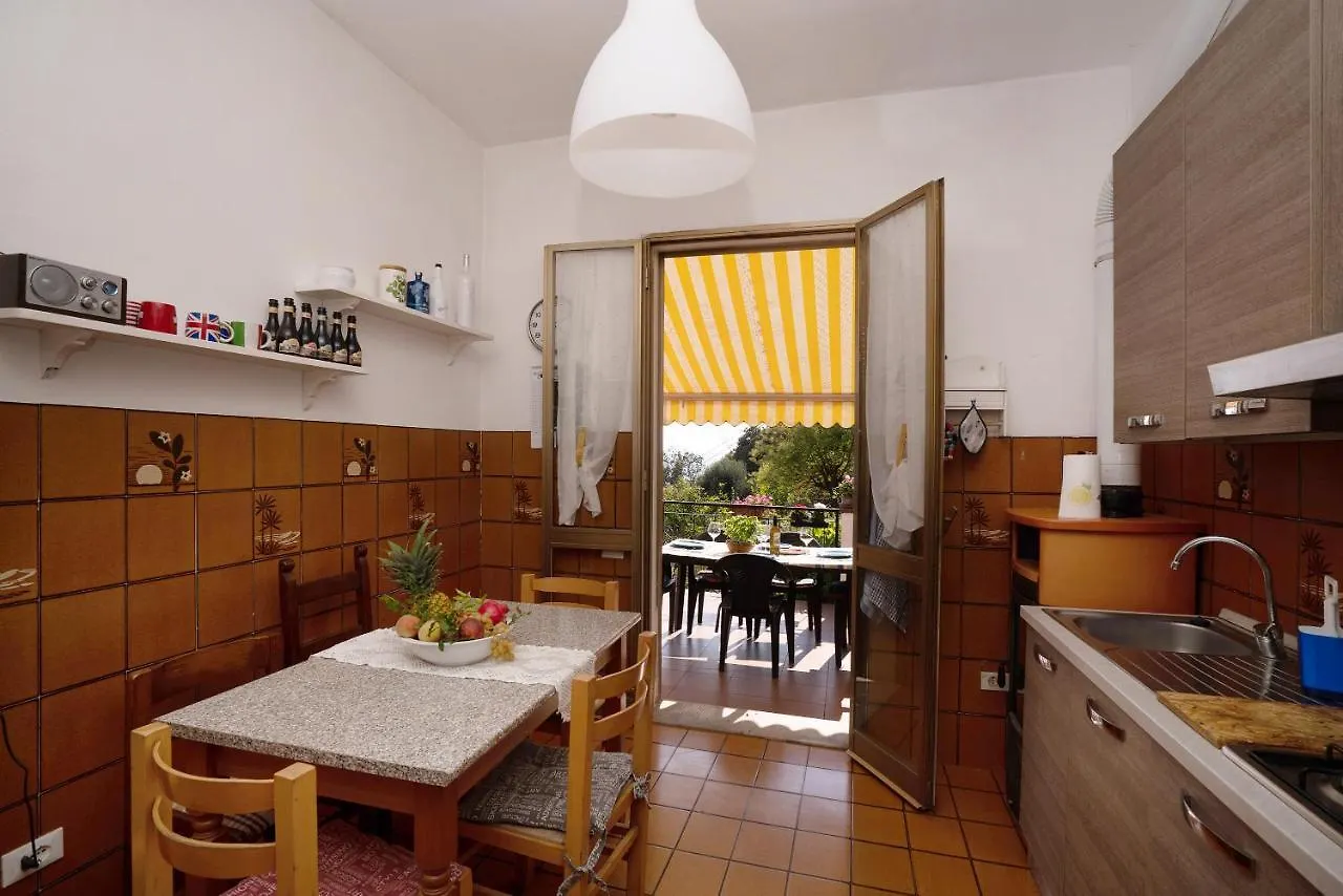 Villa Lardarina Корнилья 0*,  Италия